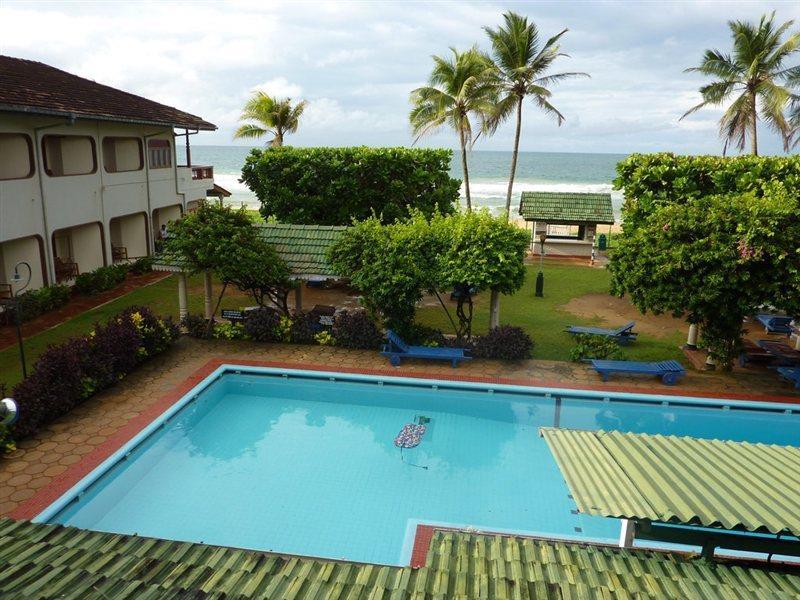 Sunils Beach Hotel Hikkaduwa Exterior photo